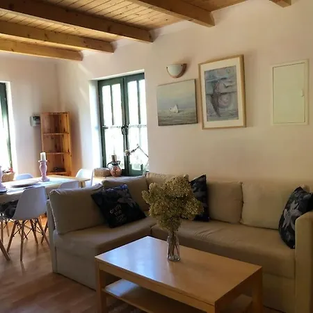Holiday home Sielski Domek Grzybowo
